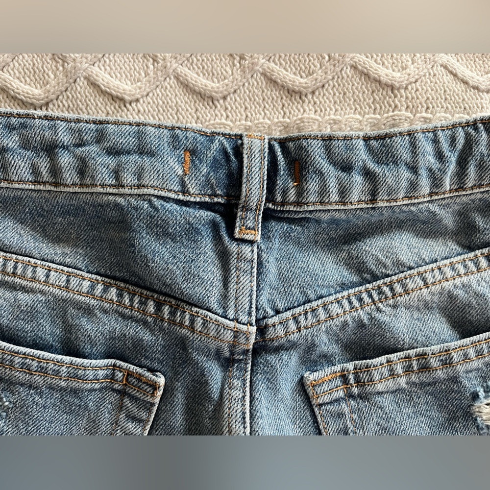 We The Free Distressed Denim Button-Up Skirt Women’s Size 28 - Picture 2 of 14